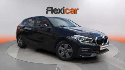 Usado BMW 118 140 CV (102 kW) 2021 Negro Utilitario