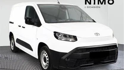 Usado Toyota Proace City City 131 CV (96 kW) 2024 Blanco polar Monovolumen