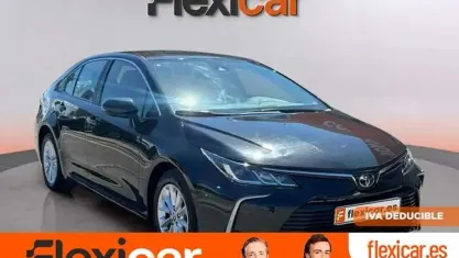 Usado Toyota Corolla 125 CV (91 kW) 2023 Negro Berlina