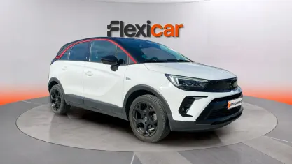 Käytetty Opel Crossland X GS Line 110 HP (80 kW) 2022 Valkoinen Katumaasturi