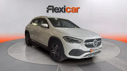 Usado Mercedes GLA200 150 CV (110 kW) 2021 SUV