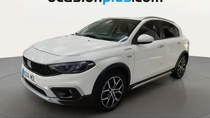 Usado 2023 Fiat Tipo Cross Utilitario | 13.773 € (Buen precio)