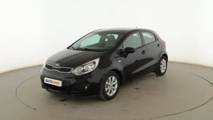 Usado Kia Rio 85 CV (62 kW) 2014 Negro Berlina