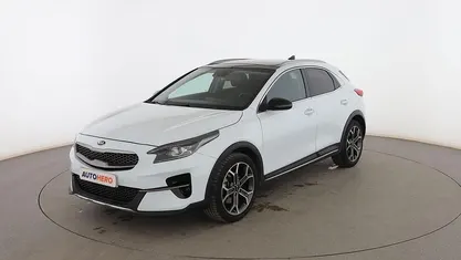 Usado Kia XCeed 140 CV (102 kW) 2019 Blanco SUV