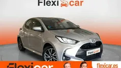Gris / plata Usado 2022 Toyota Yaris Hybrid Style Berlina | 20.790 € (Precio justo)
