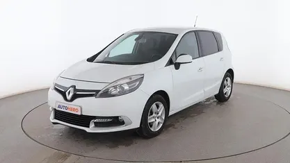 Usado Renault Scénic III 115 CV (84 kW) 2015 Blanco Monovolumen