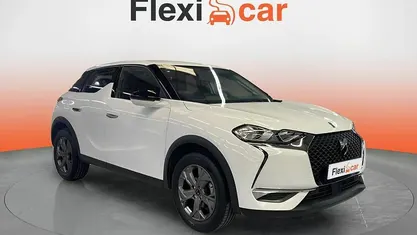 Usado DS Automobiles DS3 Bastille 100 CV (73 kW) 2023