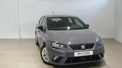 Usado Seat Ibiza FR 115 CV (84 kW) 2025 Gris Utilitario