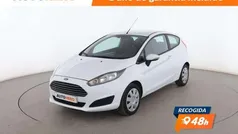Blanco Usado 2014 Ford Fiesta Trend Utilitario | 8399 € (Precio justo)