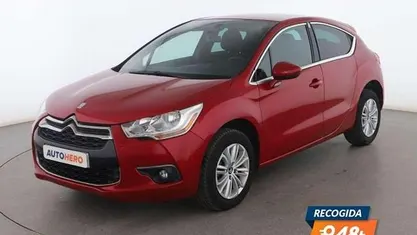 Usado Citroën DS4 121 CV (88 kW) 2014 Rojo Utilitario