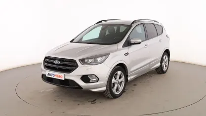 Usado Ford Kuga ST-Line 150 CV (110 kW) 2019 Gris SUV