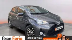 Gris Usado 2017 Toyota Yaris Active Utilitario | 9890 € (Precio justo)