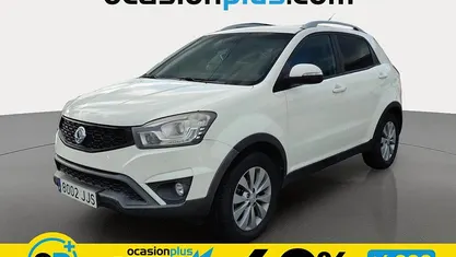 Usado Ssangyong (KGM) Korando 178 CV (130 kW) 2015 SUV