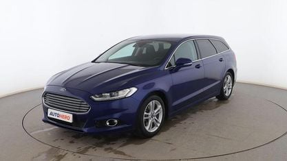 Usado Ford Mondeo Titanium 160 HP (117 kW) 2018 Azul Carrinha