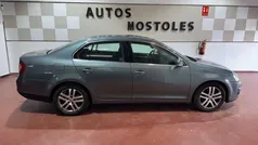 Gris Usado 2006 VW Jetta Trendline Berlina | 4750 € (Precio justo)