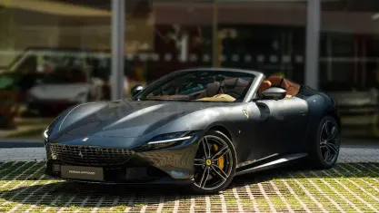 Nuevo Ferrari Roma 620 CV (456 kW) 2026 Gris / plata Descapotable