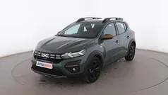 Verde Usado 2024 Dacia Sandero Extreme Utilitario | 17.899 € (Precio justo)