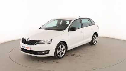 Usado Skoda Rapid 90 CV (66 kW) 2017 Blanco Utilitario