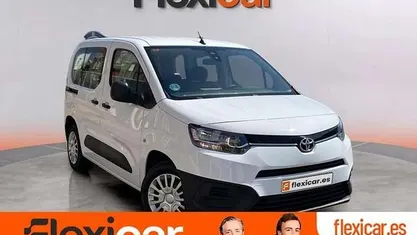 Usado Toyota Proace City City 102 CV (75 kW) 2021 Blanco Monovolumen