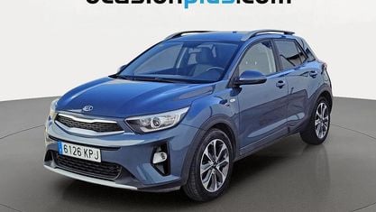 Käytetty Kia Stonic 110 HP (80 kW) 2018 Sininen Katumaasturi