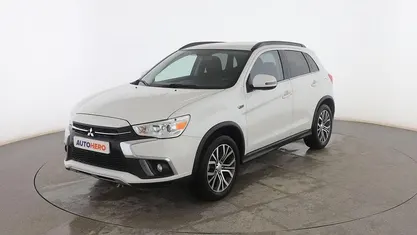 Usado Mitsubishi ASX Motion 117 CV (86 kW) 2019 Blanco SUV