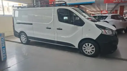 Usado Nissan NV300 Comfort 120 CV (88 kW) 2021 Van