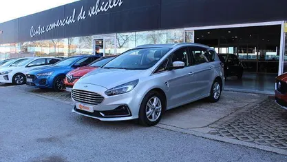 Usado Ford S-MAX Titanium 190 CV (139 kW) 2023 Monovolumen