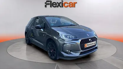 Usado DS Automobiles DS3 Performance 110 CV (80 kW) 2019 Gris Berlina