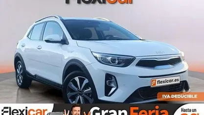 Usado 2022 Kia Stonic SUV | 15.490 € (Precio justo)