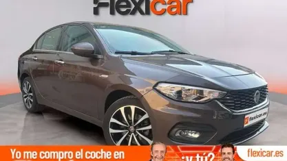 Usado Fiat Tipo Easy 95 CV (69 kW) 2016 Marrón Berlina