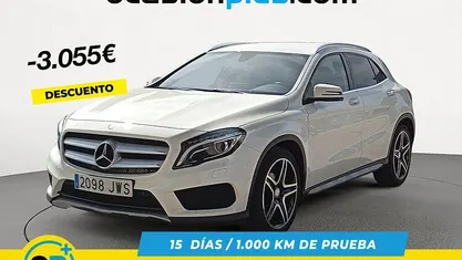 Usado Mercedes GLA200 AMG line 136 CV (100 kW) 2017 SUV