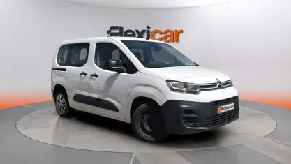 Usado Citroën Berlingo Live 102 CV (75 kW) 2022 Blanco Monovolumen