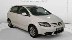 Blanco Usado 2005 VW Golf IV Highline | 5790 € (Precio justo)