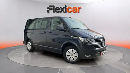 Usado VW Caravelle 150 CV (110 kW) 2023 Gris Monovolumen