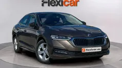 Marrón Usado 2021 Skoda Octavia Ambition Berlina | 15.690 € (Buen precio)