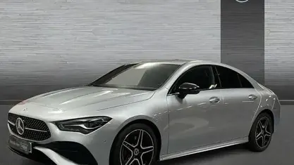 Begagnad Mercedes CLA200 163 HK (119 kW) 2025 Silver Sportkupé