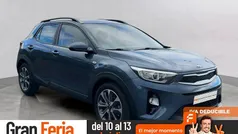 Usado 2018 Kia Stonic SUV | 14.390 € (Precio justo)