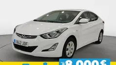 Blanco Usado 2015 Hyundai Elantra Comfort Berlina | 13.890 € (Precio justo)