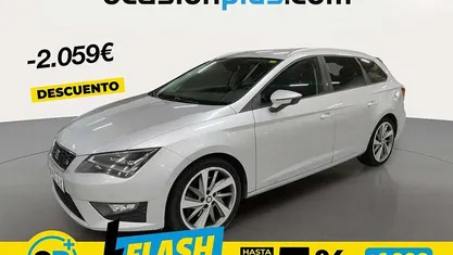 Usado Seat Leon FR 184 CV (135 kW) 2016 Gris plata Monovolumen