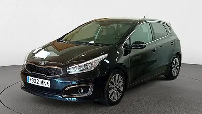 Usado Kia Ceed GT GT-Line 136 CV (100 kW) 2015 Negro Utilitario