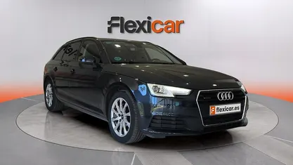 Usado Audi A4 Premium 218 CV (160 kW) 2018 Azul Familiar