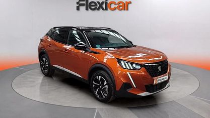Usado Peugeot 2008 GT 131 CV (96 kW) 2022 Naranja SUV