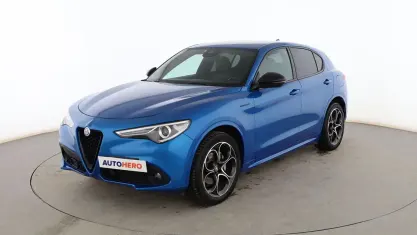 Usado Alfa Romeo Stelvio Veloce 210 CV (154 kW) 2022 Azul SUV