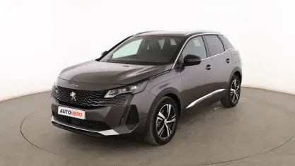 Usado Peugeot 3008 GT 225 CV (165 kW) 2023 Gris SUV