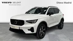 Usado 2025 Volvo XC40 Plus SUV | 40.700 € (Precio justo)