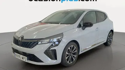 Usado Renault Clio Techno 91 CV (66 kW) 2024 Gris Utilitario