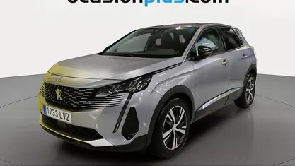 Usado Peugeot 3008 Allure 131 CV (96 kW) 2022 Gris SUV