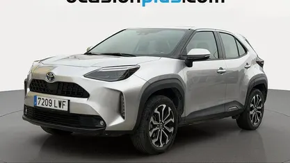 Usado Toyota Yaris Cross Active 116 CV (85 kW) 2022 Gris SUV