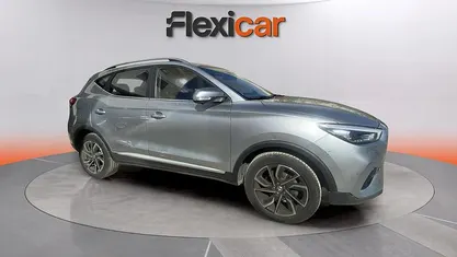 Usado MG ZS Luxury 111 CV (81 kW) 2023 Gris SUV