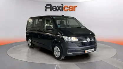 Usado VW Caravelle 110 CV (80 kW) 2021 Negro Monovolumen
